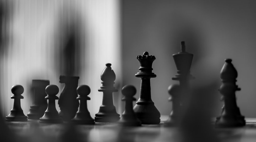 (#6) Business Model Battle: From Panel Manufacturing to Ecosystem Building